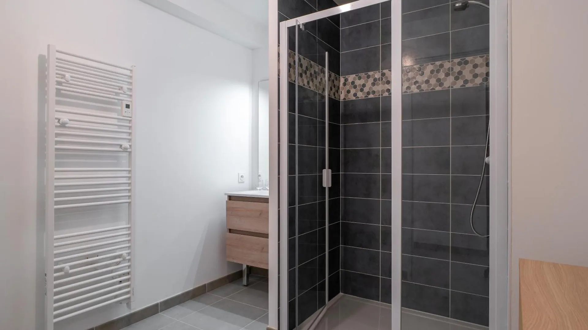 شقة Trevarec Au Cabellou - Appartement Jardin Sur La Plage كونكارنو فرنسا